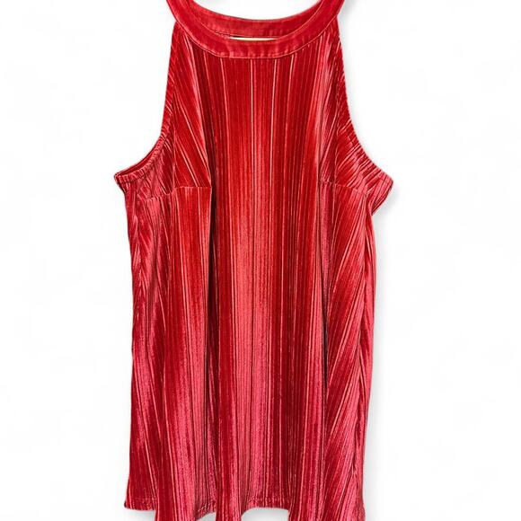 NWT Torrid Red Velvet Pleated Godess Tank Plus Sz 0 - Picture 1 of 4